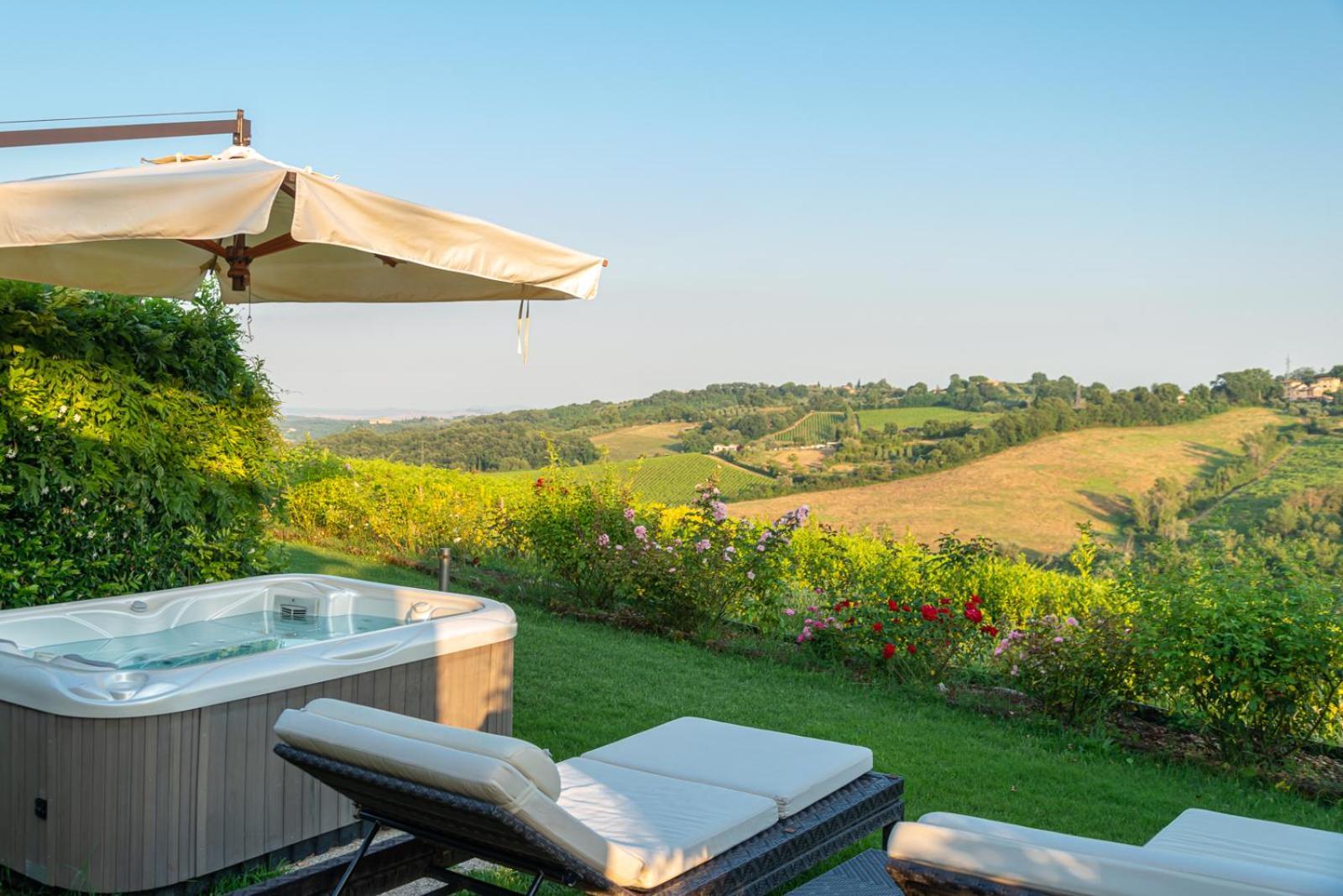 Villa Il Castagno Wine & Resort Siena Exterior foto